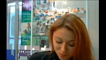 Русская продавщица мастурбирует на работе смотреть на xvideos
