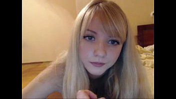 подросток блондинка веб-камера смотреть на xvideos